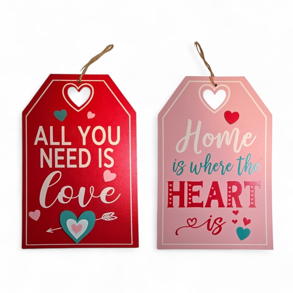 Heart-Themed Decorative Wall Decor Tags